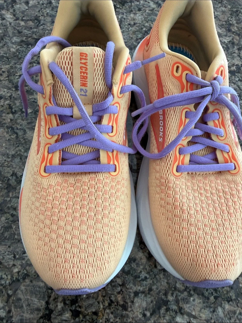Brooks women’s size